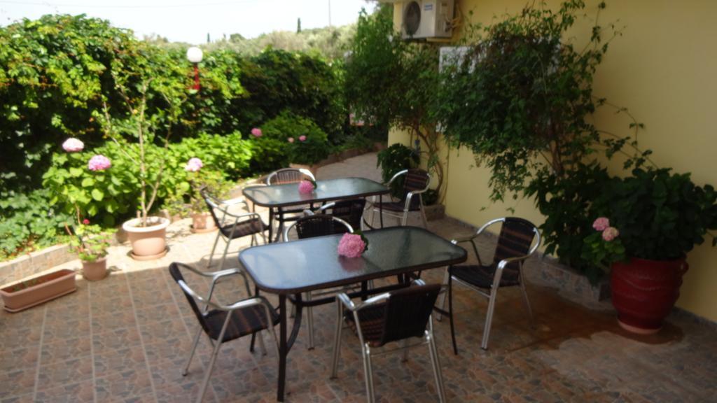 Hotel apartamentowy Pansion Filoxenia Apartments&studios
