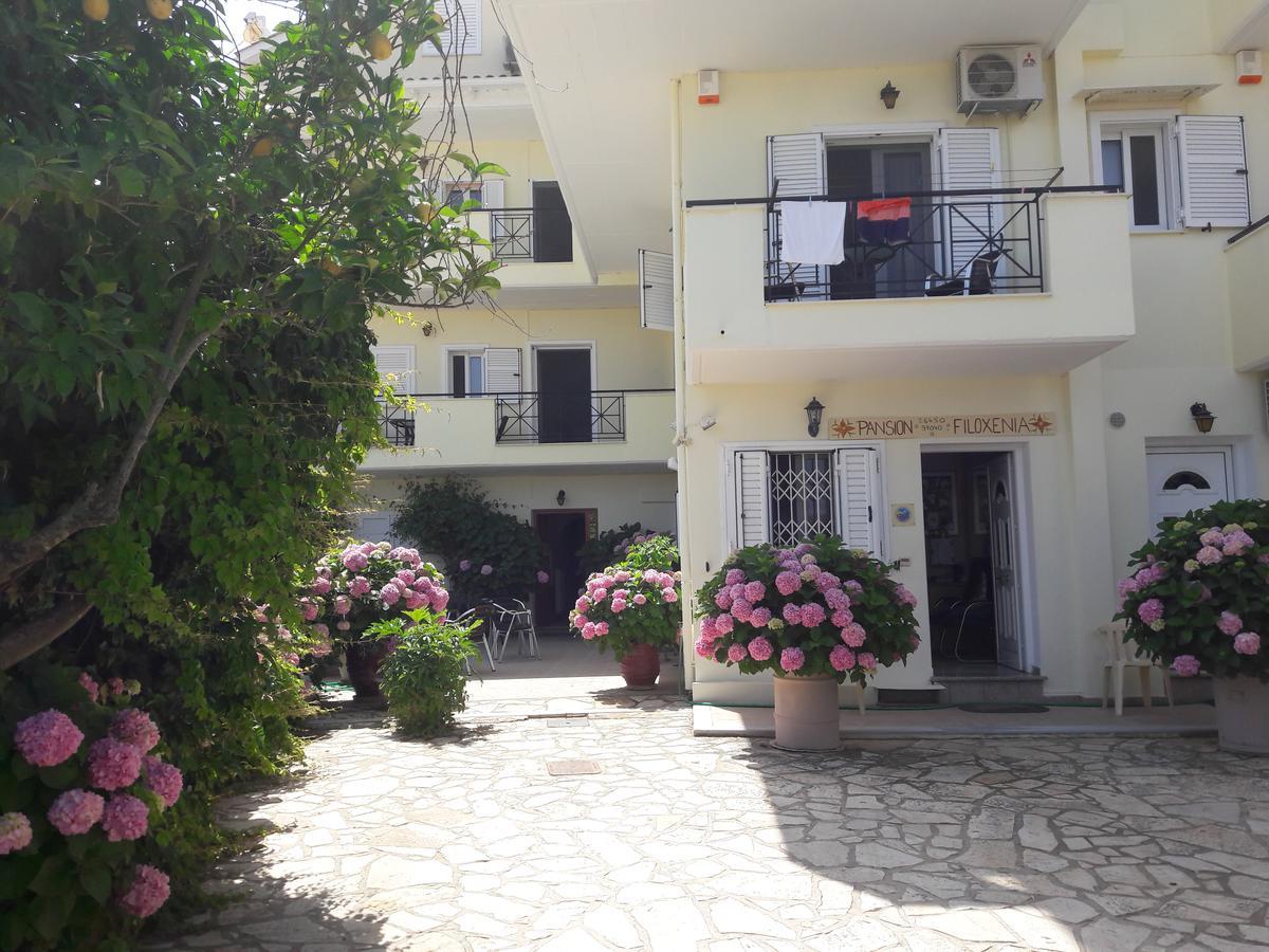 Pansion Filoxenia Apartments&studios Tsoukaládhes